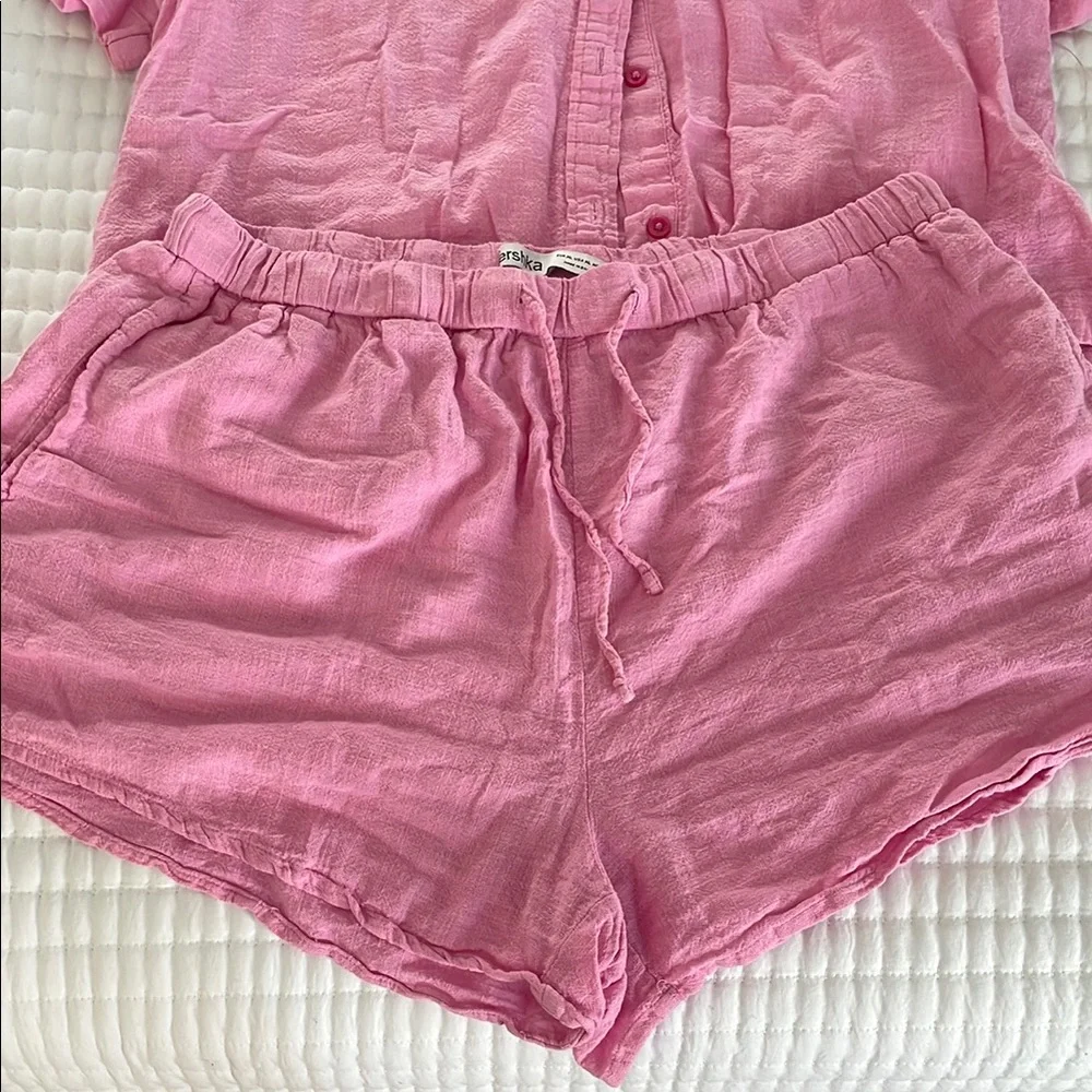 Pink Button-Up Shirt and Shorts Set - Picture 3 of 4